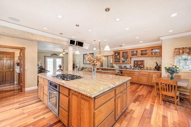 16390 Ridge Rd, Jackson, CA 95642