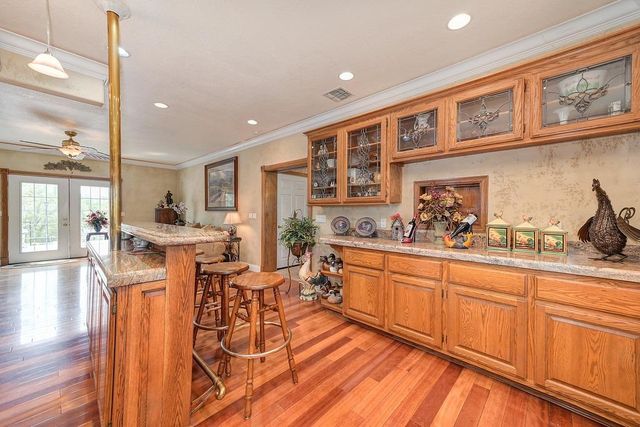 16390 Ridge Rd, Jackson, CA 95642