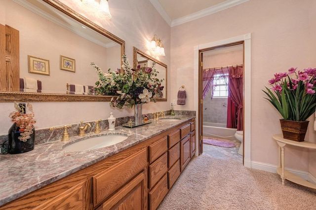 16390 Ridge Rd, Jackson, CA 95642