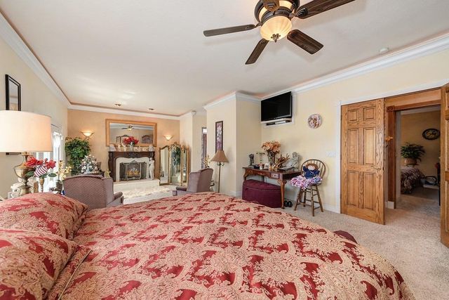 16390 Ridge Rd, Jackson, CA 95642