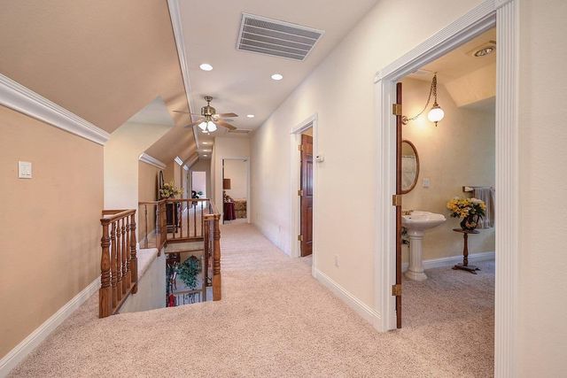 16390 Ridge Rd, Jackson, CA 95642