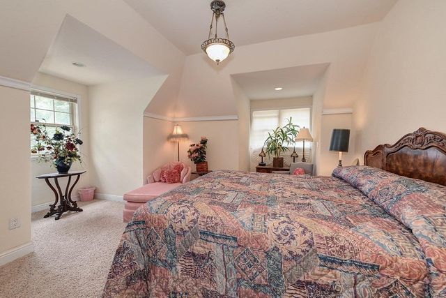 16390 Ridge Rd, Jackson, CA 95642