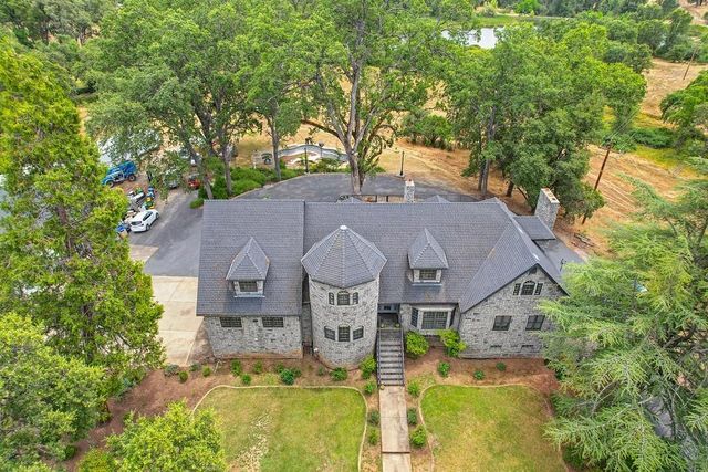 16390 Ridge Rd, Jackson, CA 95642