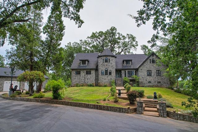 16390 Ridge Rd, Jackson, CA 95642
