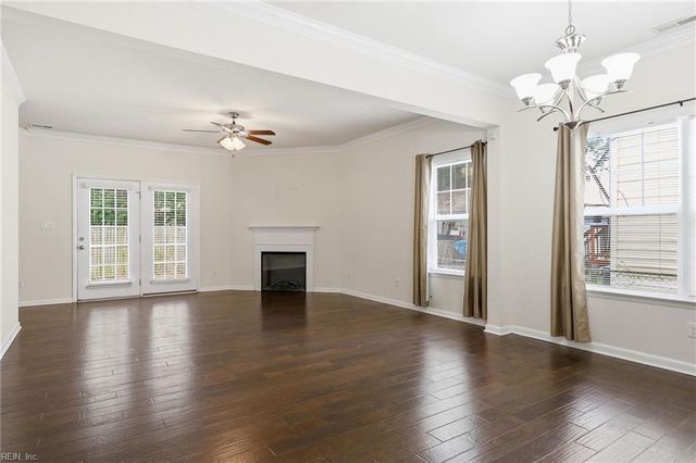 2624 Bapaume AVE, Norfolk, VA 23509
