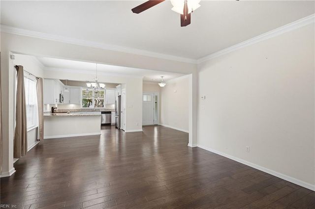 2624 Bapaume AVE, Norfolk, VA 23509