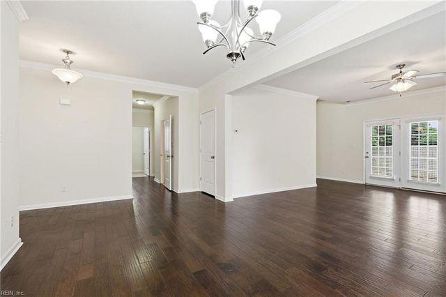2624 Bapaume AVE, Norfolk, VA 23509