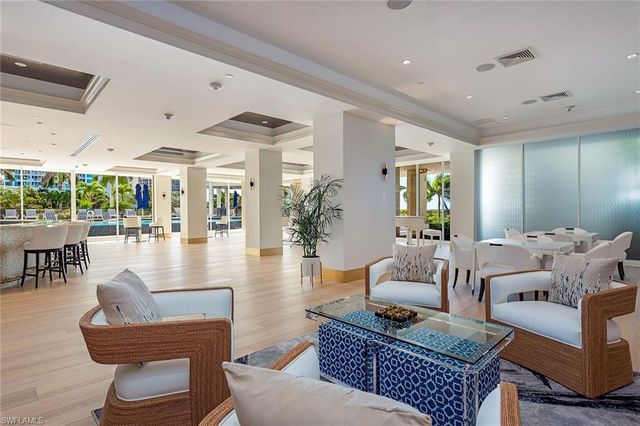 4301 Gulf Shore BLVD N 1900, Naples, FL 34103
