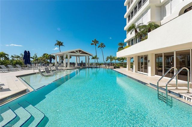 4301 Gulf Shore BLVD N 1900, Naples, FL 34103