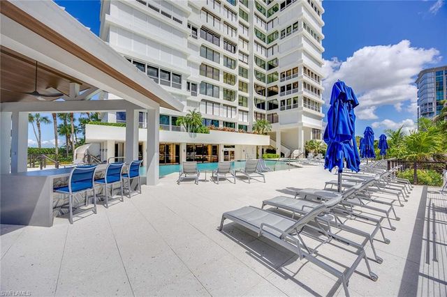 4301 Gulf Shore BLVD N 1900, Naples, FL 34103