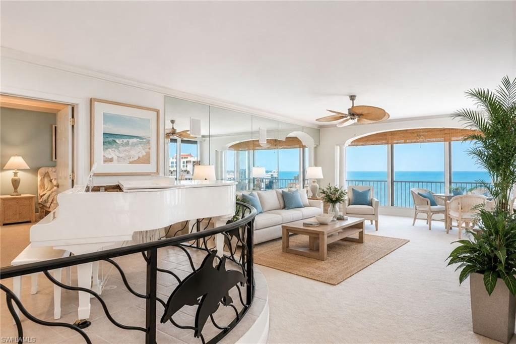 4301 Gulf Shore BLVD N 1900, Naples, FL 34103