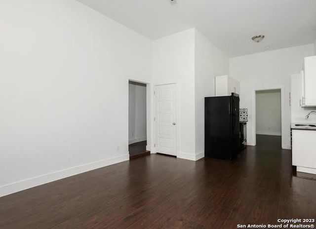 432 S Olive St Apt 1, San Antonio, TX 78203