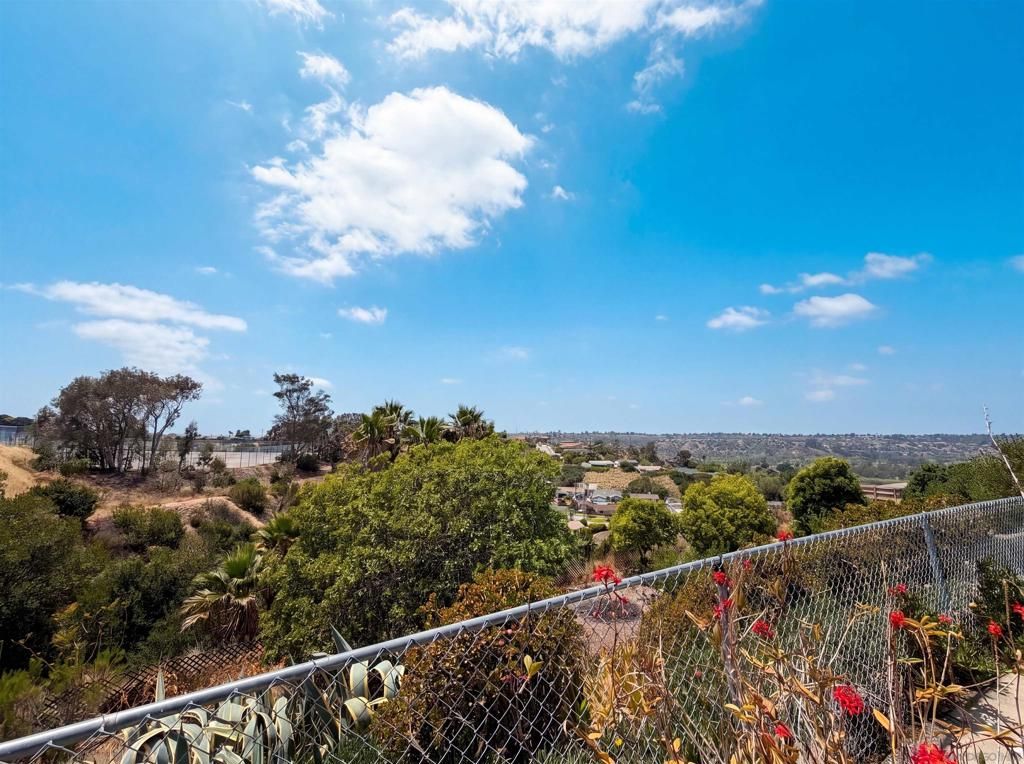 Image 14 of property listing at 5219 Irwin, San Diego, CA 92120