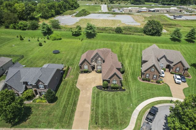 108 Drayton Downs, Gallatin, TN 37066