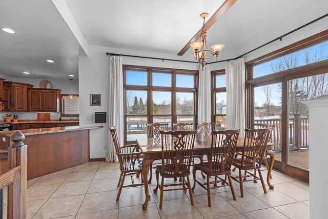 3405 HAWK RIDGE TRAIL, Green Bay, WI 54313