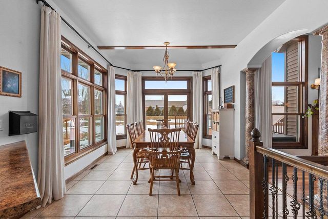 3405 HAWK RIDGE TRAIL, Green Bay, WI 54313