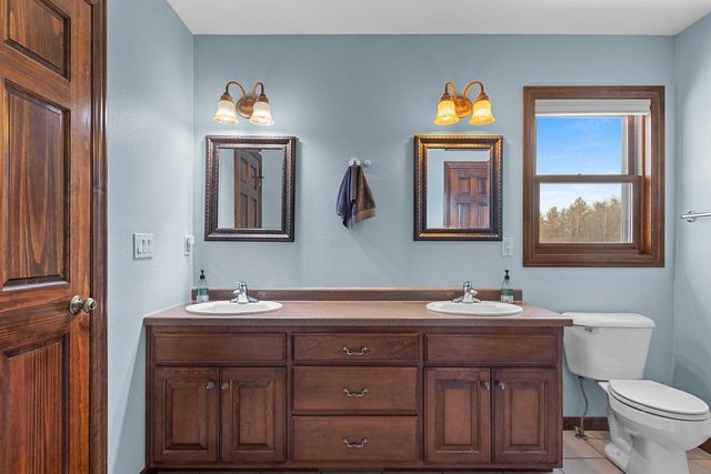 3405 HAWK RIDGE TRAIL, Green Bay, WI 54313