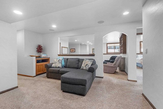 3405 HAWK RIDGE TRAIL, Green Bay, WI 54313