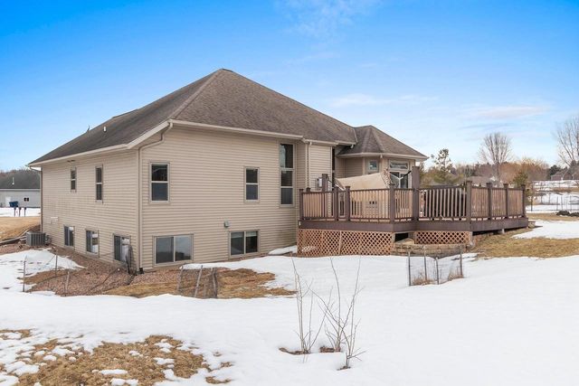 3405 HAWK RIDGE TRAIL, Green Bay, WI 54313