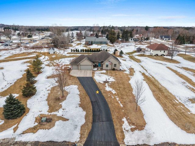 3405 HAWK RIDGE TRAIL, Green Bay, WI 54313