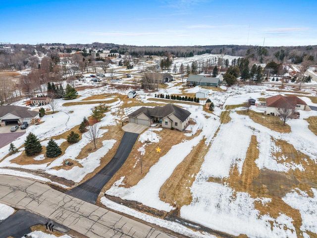 3405 HAWK RIDGE TRAIL, Green Bay, WI 54313