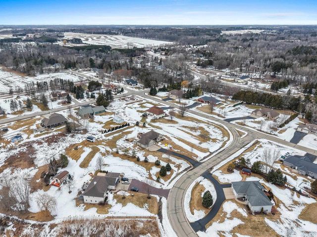 3405 HAWK RIDGE TRAIL, Green Bay, WI 54313