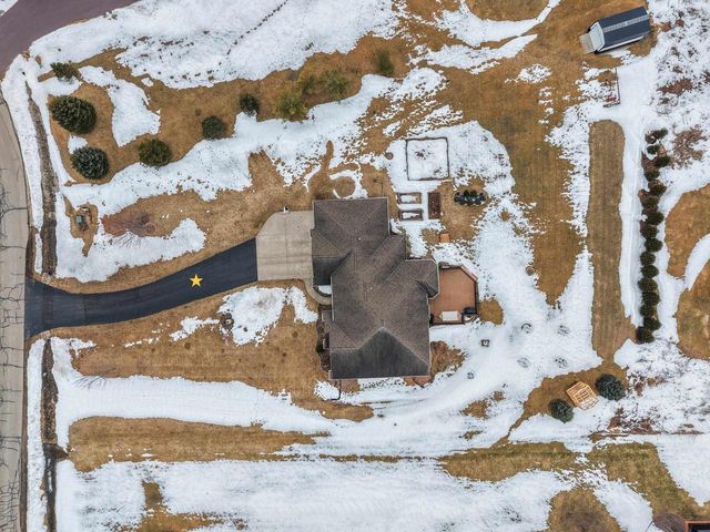 3405 HAWK RIDGE TRAIL, Green Bay, WI 54313