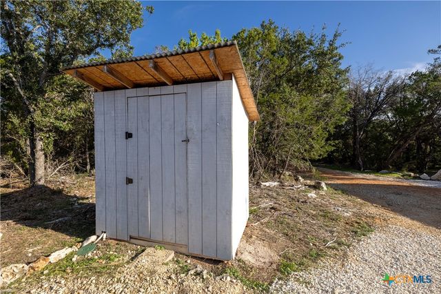 2301 Wegner Road B, New Braunfels, TX 78132