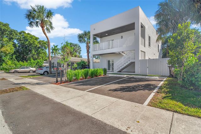 1820 SW 9th St, Fort Lauderdale, FL 33312