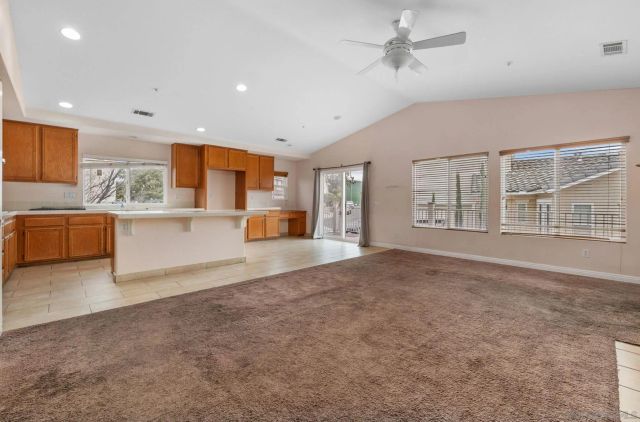 2269 Pointe Pkwy, Spring Valley, CA 91978
