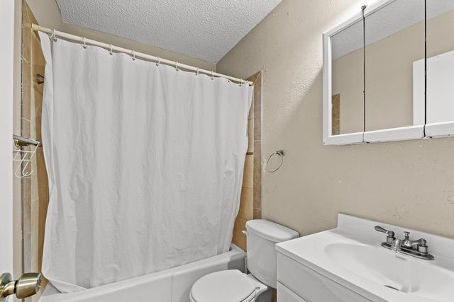 3006 Mark Drive, Arlington, TX 76013