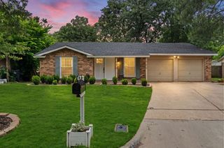 3006 Mark Drive, Arlington, TX 76013