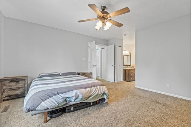 727 SE Richland Court, Ankeny, IA 50021