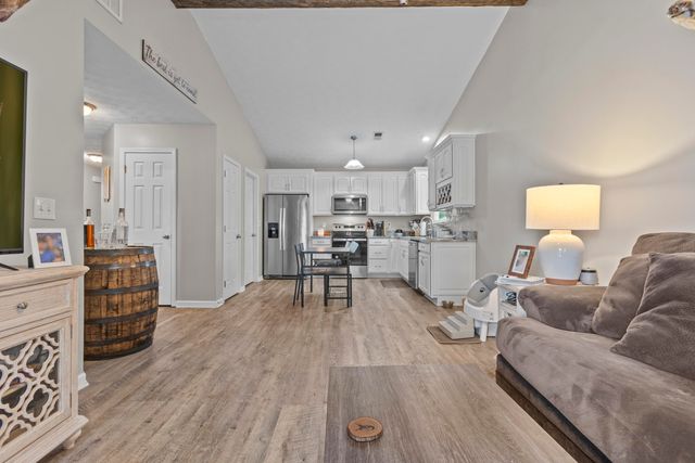 145 Palmer Drive, Frankfort, KY 40601