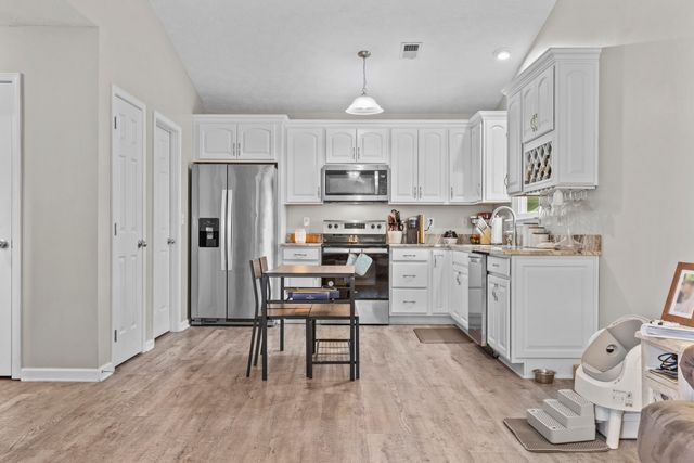 145 Palmer Drive, Frankfort, KY 40601