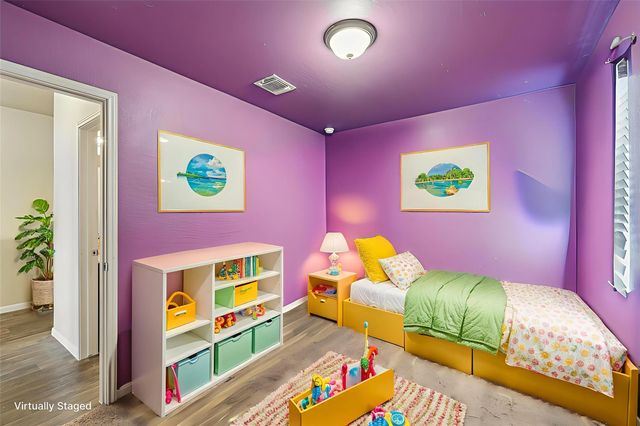 109 San Bernard TRL, Hutto, TX 78634