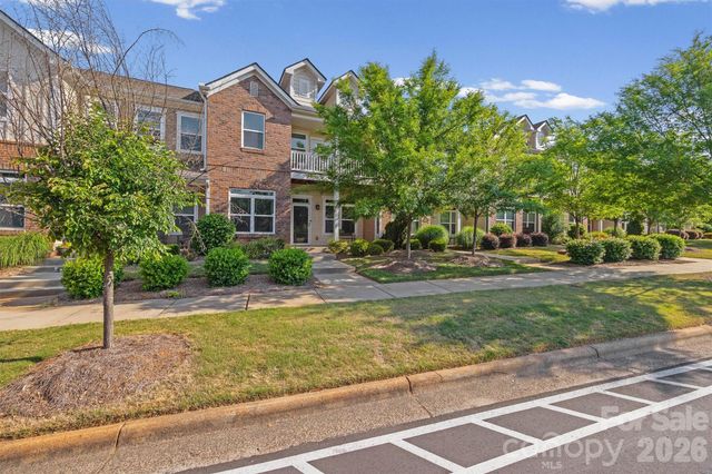 204 Overstone Court, Fort Mill, SC 29715