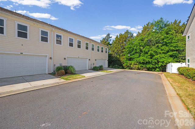 204 Overstone Court, Fort Mill, SC 29715