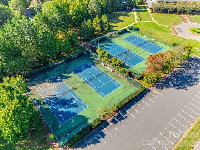 204 Overstone Court, Fort Mill, SC 29715