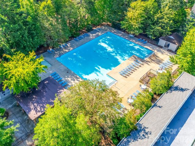 204 Overstone Court, Fort Mill, SC 29715