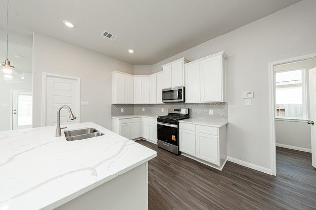 3033 Mustang Grove Way, Brookshire, TX 77423
