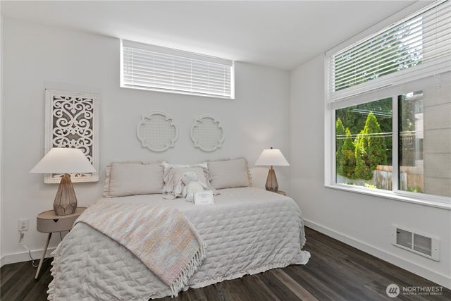 2327 E Denny Way, Seattle, WA 98122