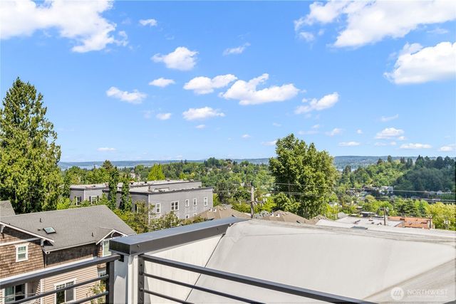 2327 E Denny Way, Seattle, WA 98122