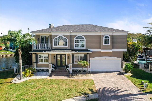 207 MANATEE LANE, Tarpon Springs, FL 34689