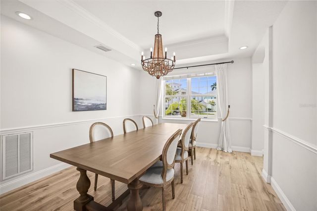 207 MANATEE LANE, Tarpon Springs, FL 34689