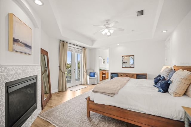 207 MANATEE LANE, Tarpon Springs, FL 34689