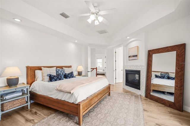 207 MANATEE LANE, Tarpon Springs, FL 34689