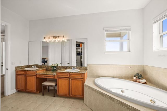 207 MANATEE LANE, Tarpon Springs, FL 34689