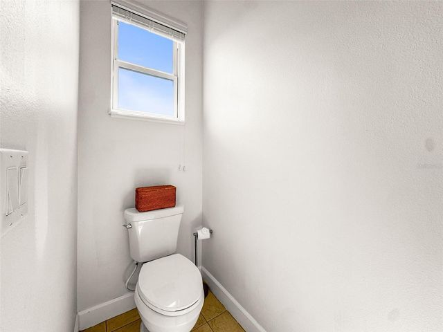 207 MANATEE LANE, Tarpon Springs, FL 34689