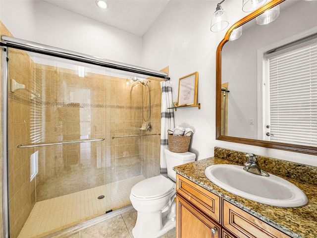 207 MANATEE LANE, Tarpon Springs, FL 34689